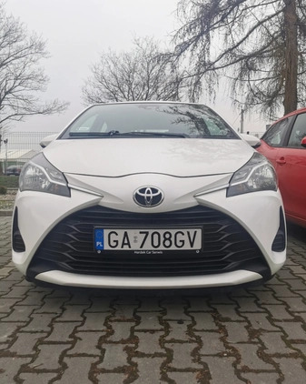 Toyota Yaris cena 38900 przebieg: 152000, rok produkcji 2018 z Chrzanów małe 154